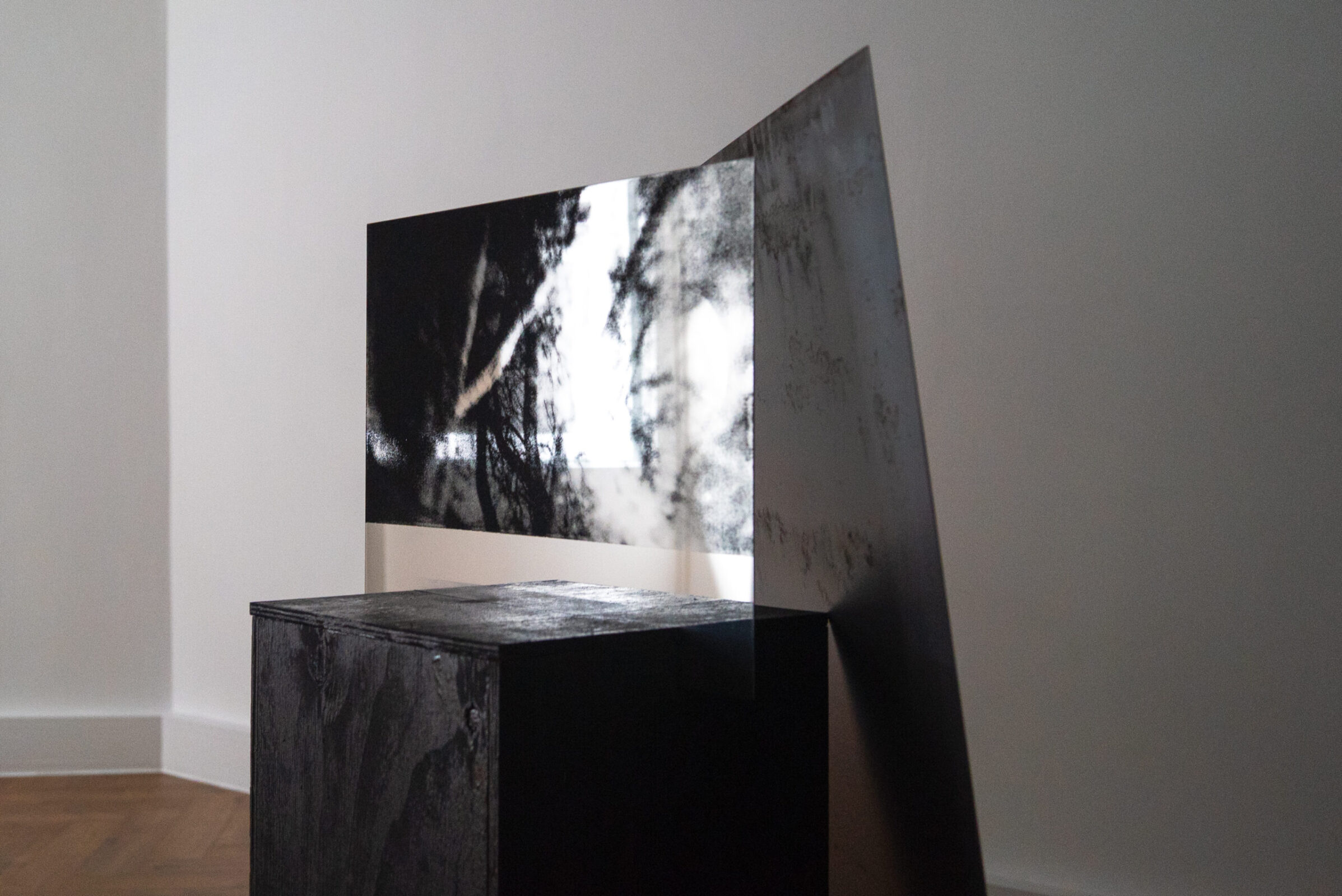 through each window detail_03